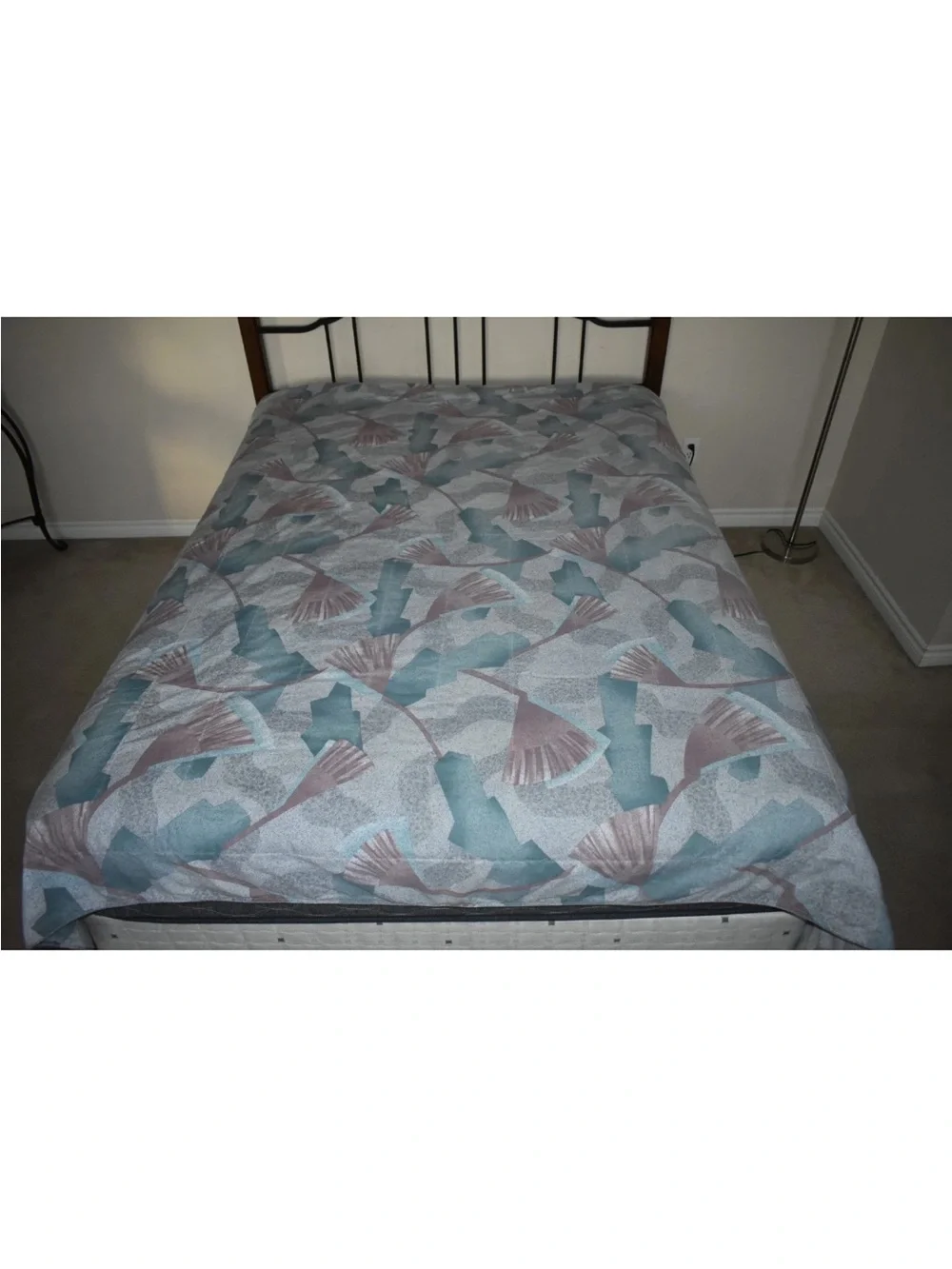 Vintage 80s/90s Full Queen Comforter Blanket 2 SIDE VIEW Floral Fan Geometric